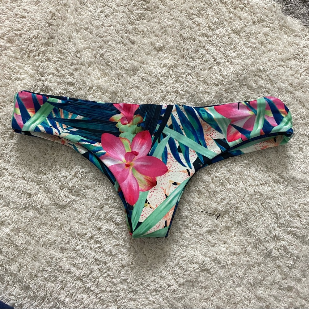Stone fox swim bikini bottom